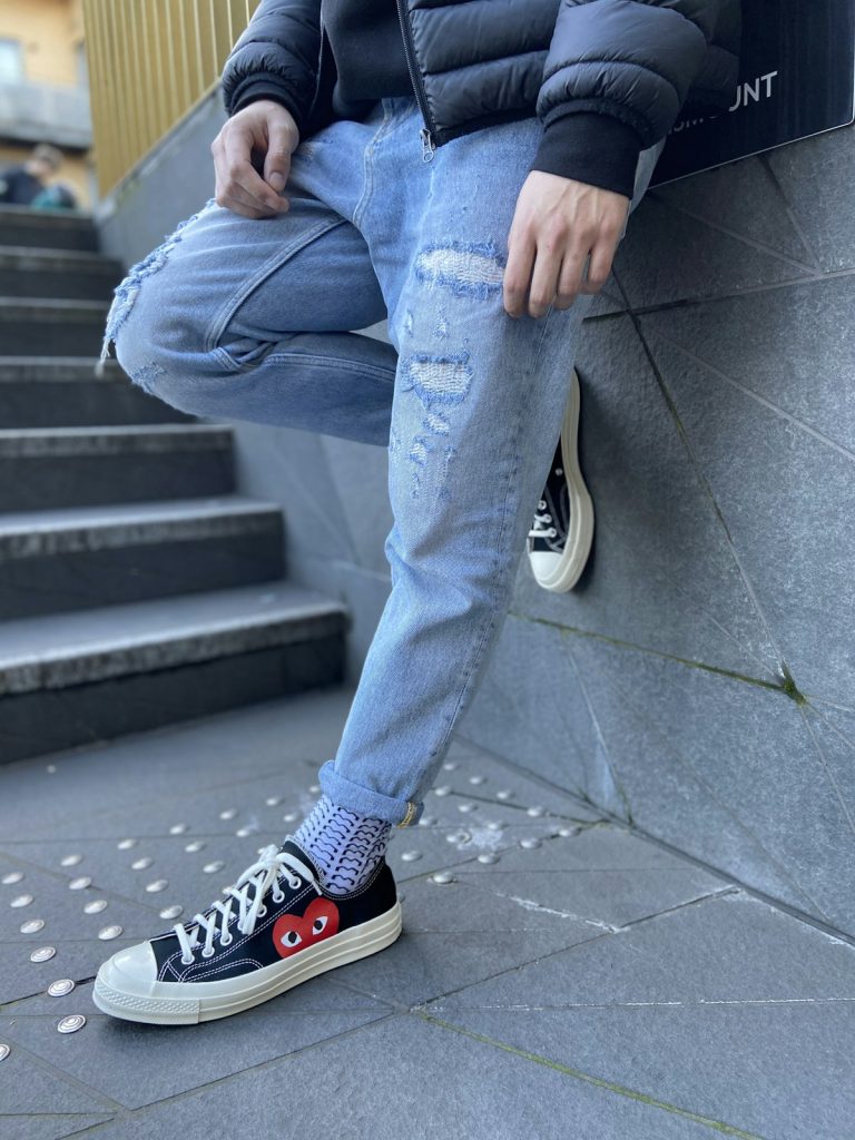 Modern Denim Fits Ranked: From Relaxed Taper to Wide-Leg Streetwear